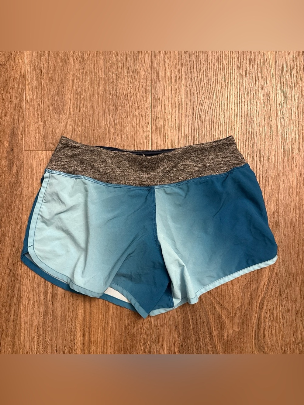 Rabbit Women's Ombre Blue Athletic Shorts with Gray Waistband xs